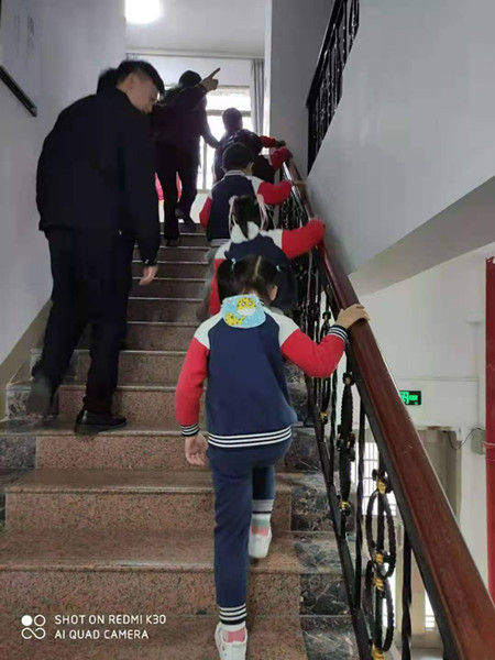079d2806870358e04389a042dcadb22_副本.jpg
