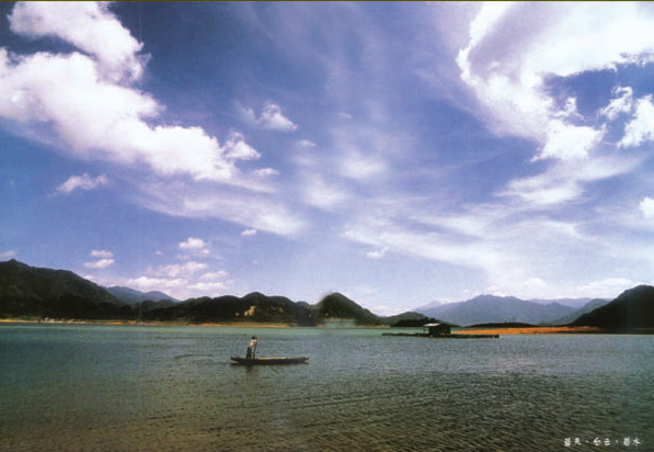 南水湖3.jpg