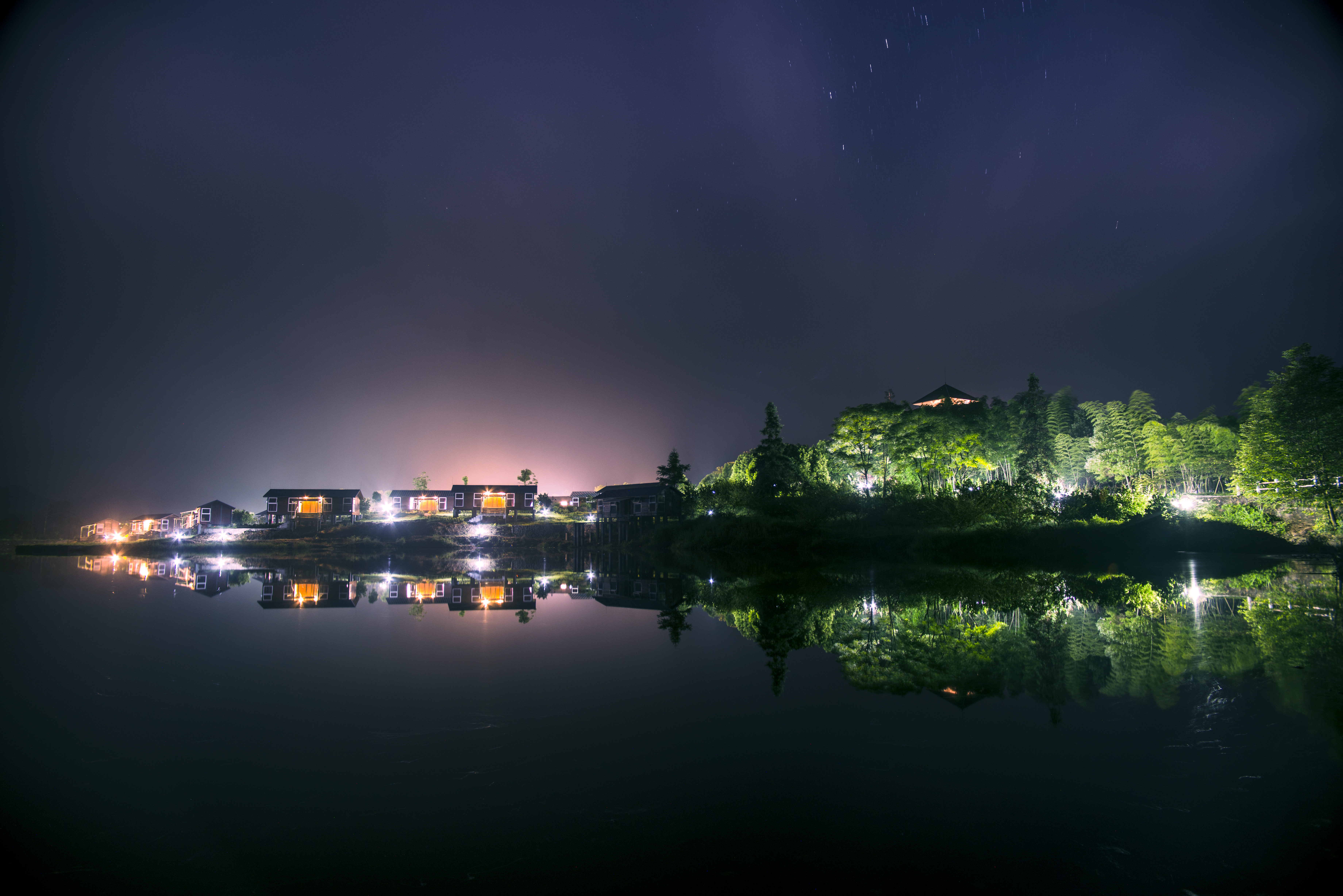 广东大峡谷-刘其晃.jpg