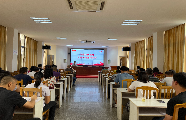 党史学习教育宣讲2.jpg
