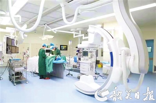粤北人民医院脑血管多段狭窄复合手术成功成为省内为数不多能完成该技术的地市级医院 得到病人及家属一致认可