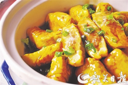 煎酿樟市黄豆腐.jpg