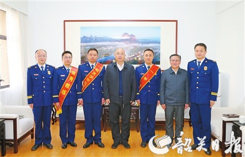 p21_b.jpg