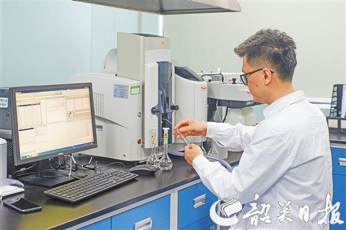 p27_b.jpg
