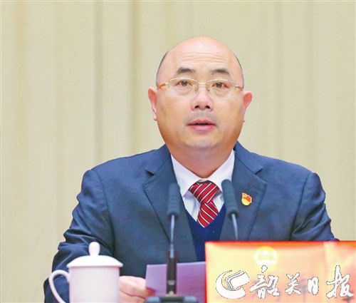 p39_b.jpg
