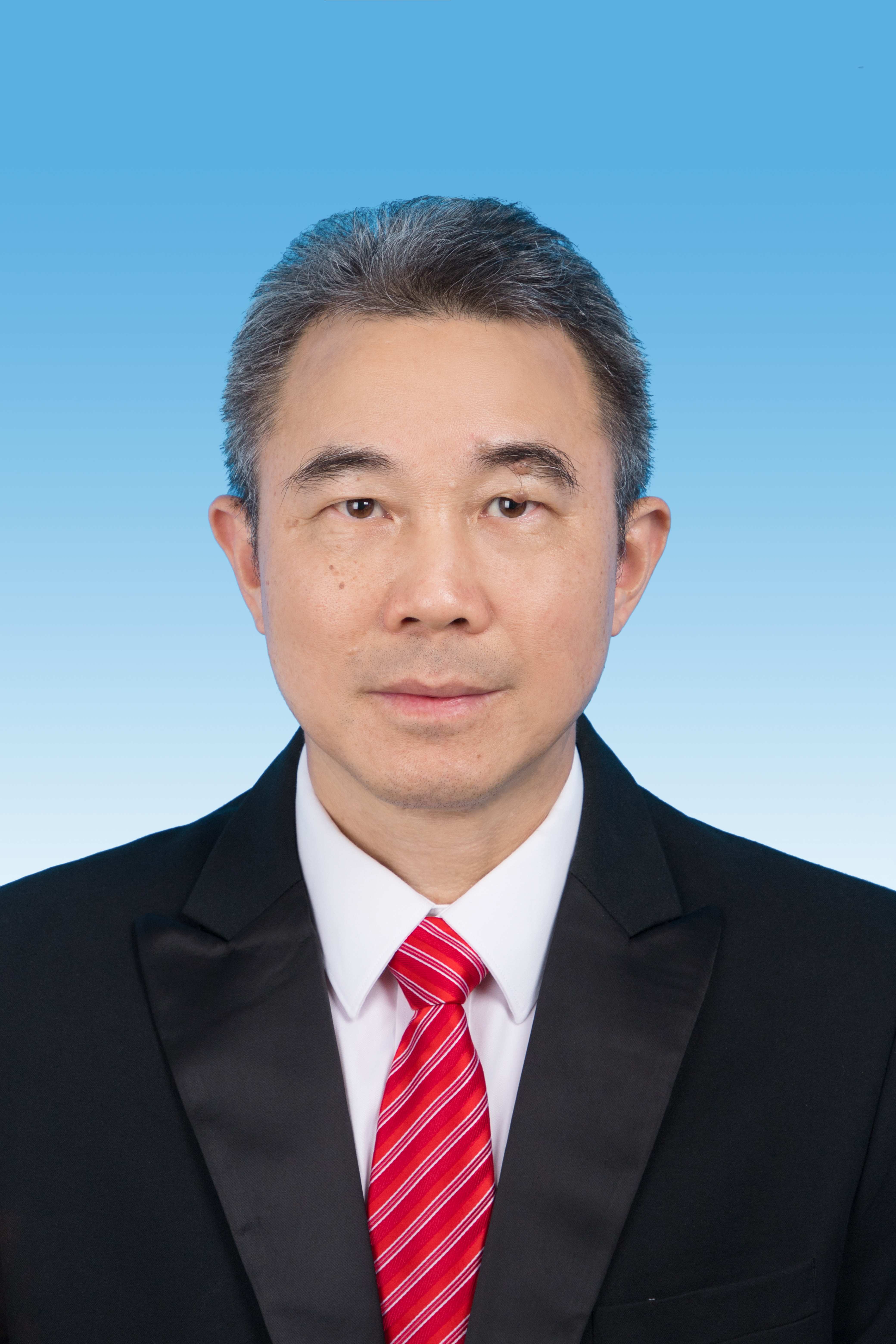 练耀明.jpg
