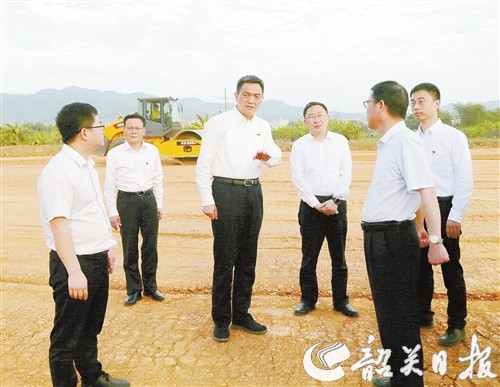 p8_b.jpg