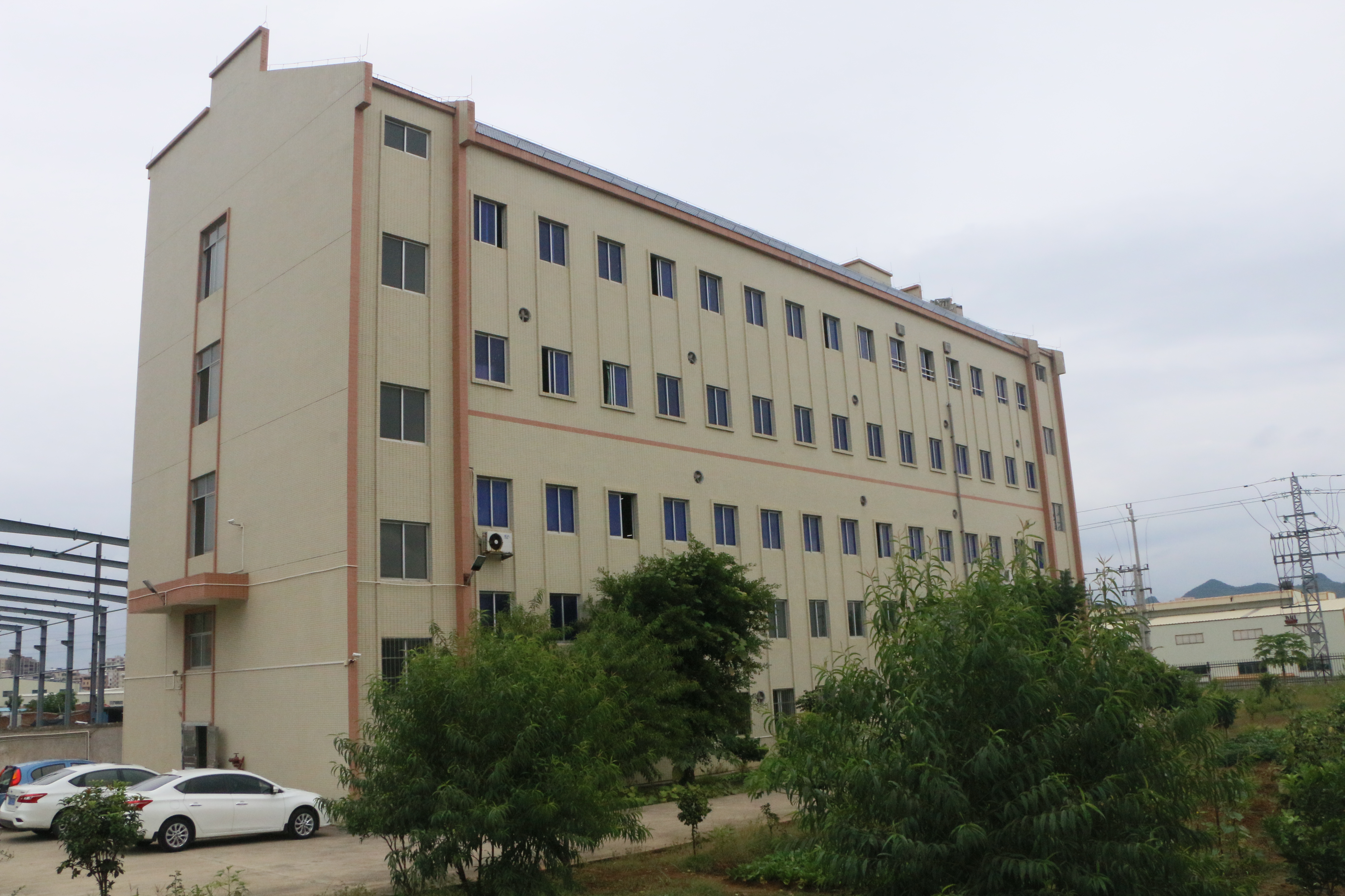 韶关市中医院中药加工场.JPG