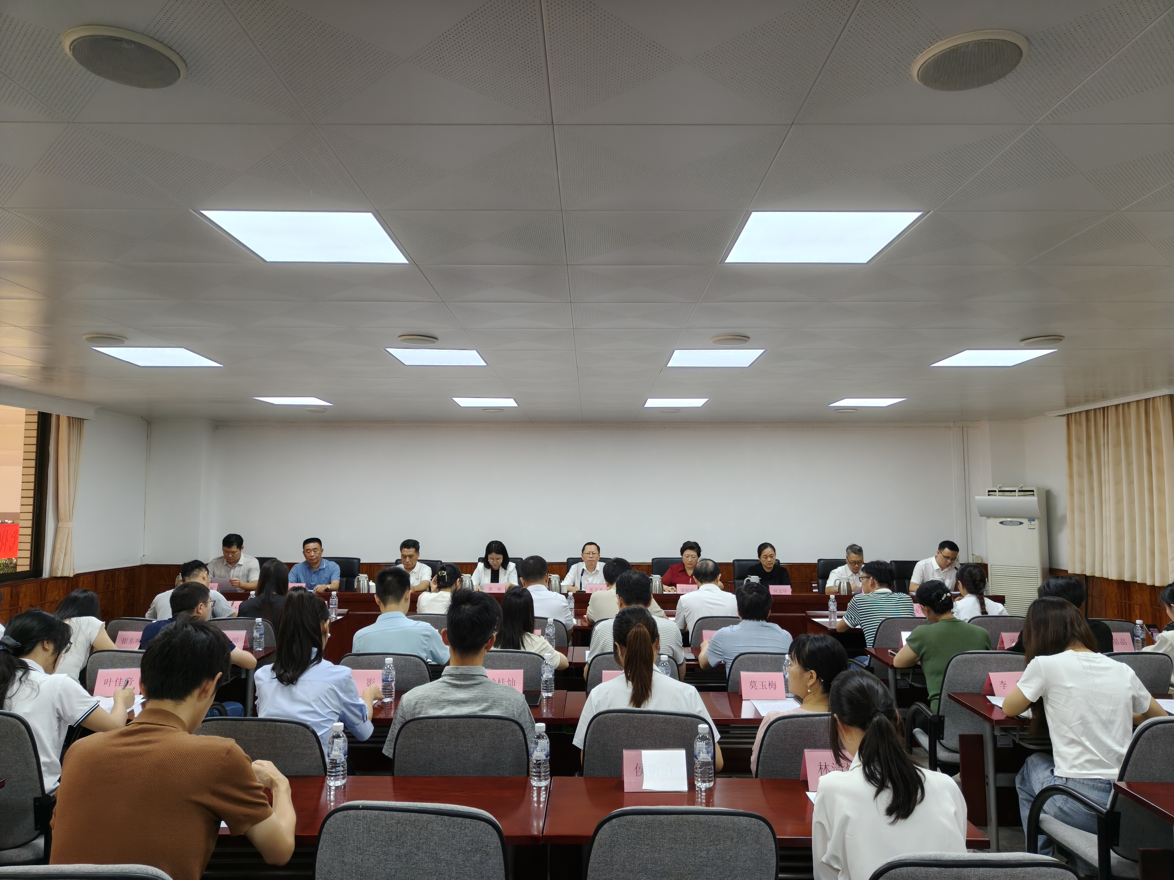 韶关市“多彩乡村 向新而行”系列实践活动部署会召开.jpg