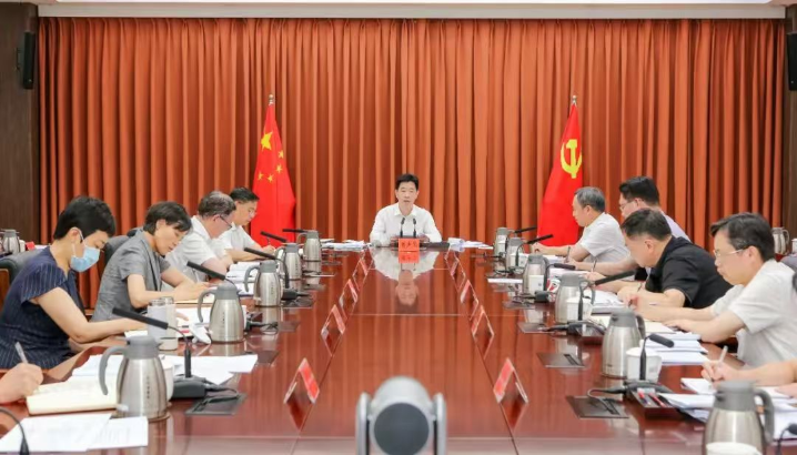 陈少荣主持召开市委书记专题会议研究调度“百千万工程”重点工作紧抓不放 常抓不懈奋力实现三年初见成效目标任务