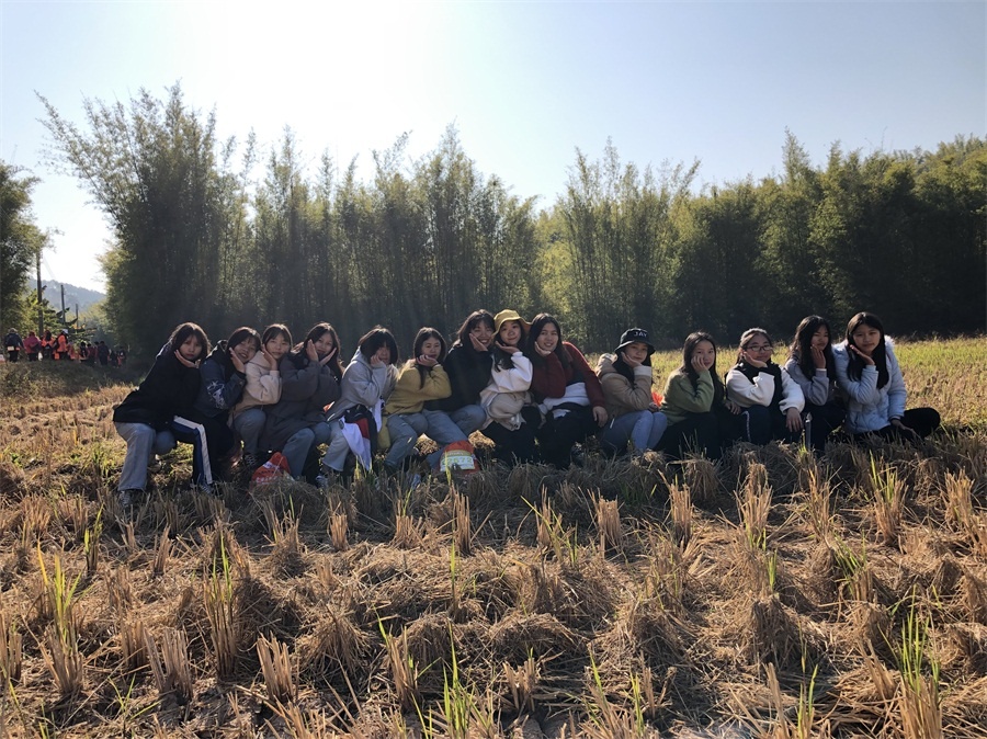 我院学生.jpg