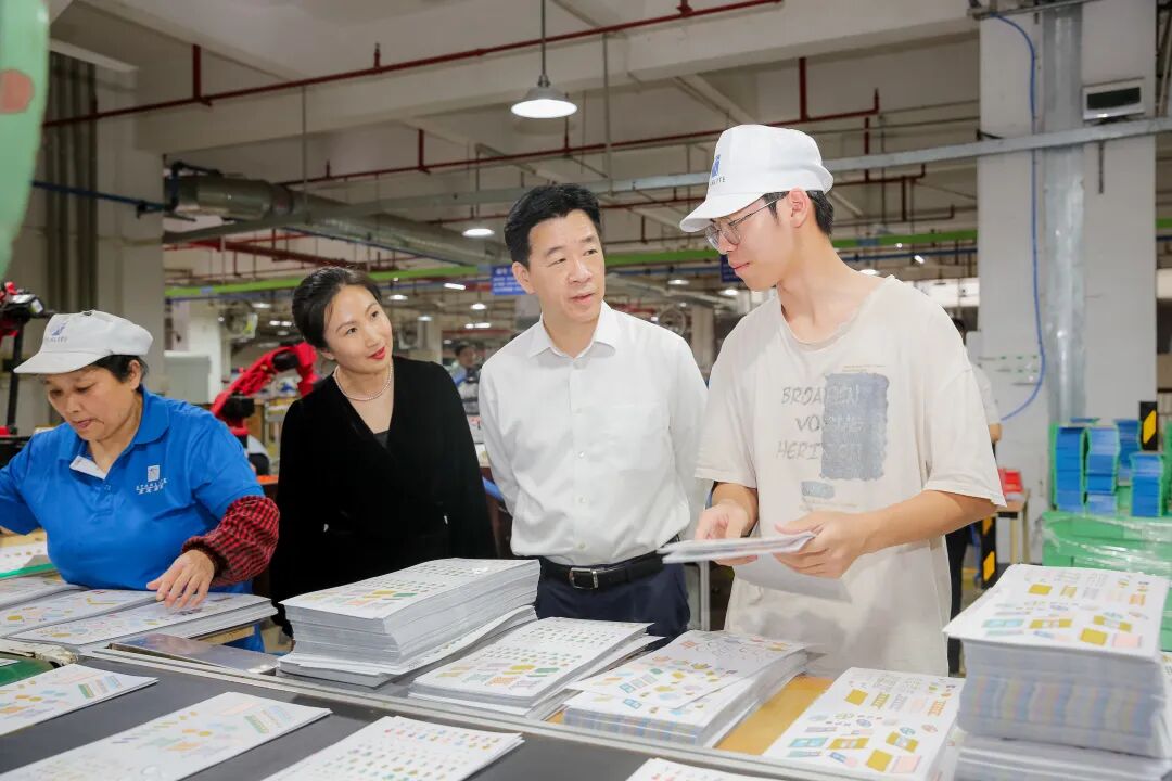 陈少荣走访调研外资外贸企业时强调主动服务不断推动我市外资外贸工作开创新局面