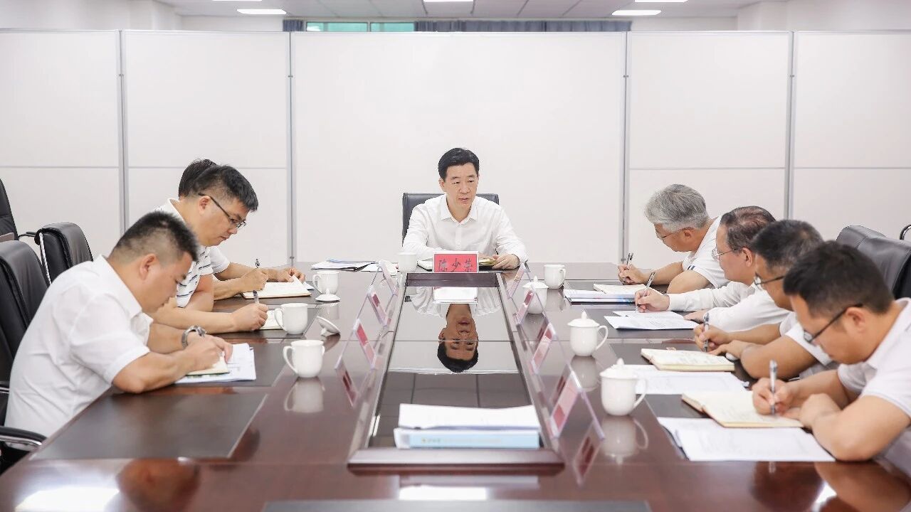 陈少荣到市“百千万工程”指挥部办公室督导检查以强烈的责任担当和务实的工作举措推动“百千万工程”各项工作取得更大成效