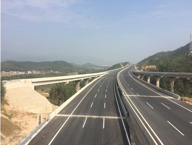 大广高速公路粤境段今日正式通车